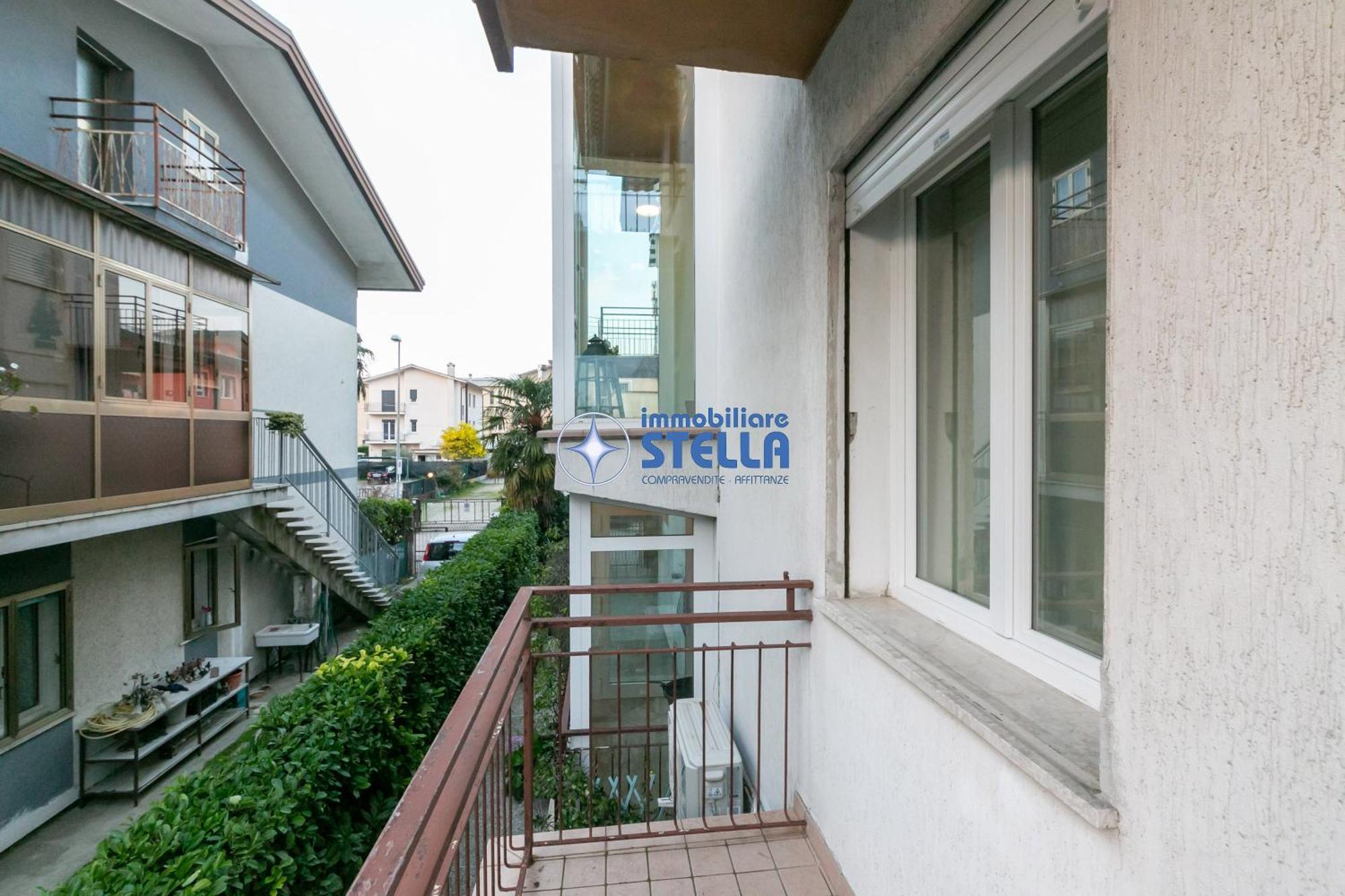 Condominio Secchiati Lido di Jesolo Exterior foto